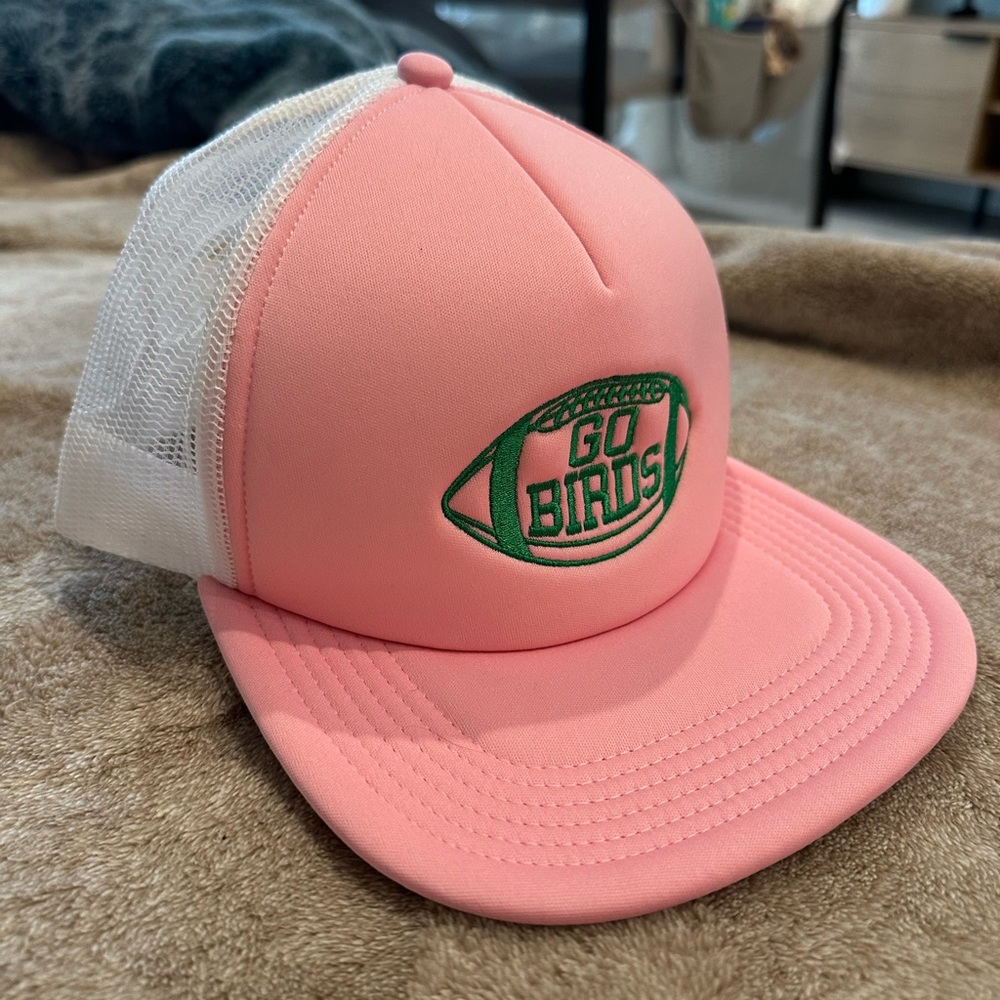 Women’s Eagles Go Birds Hat